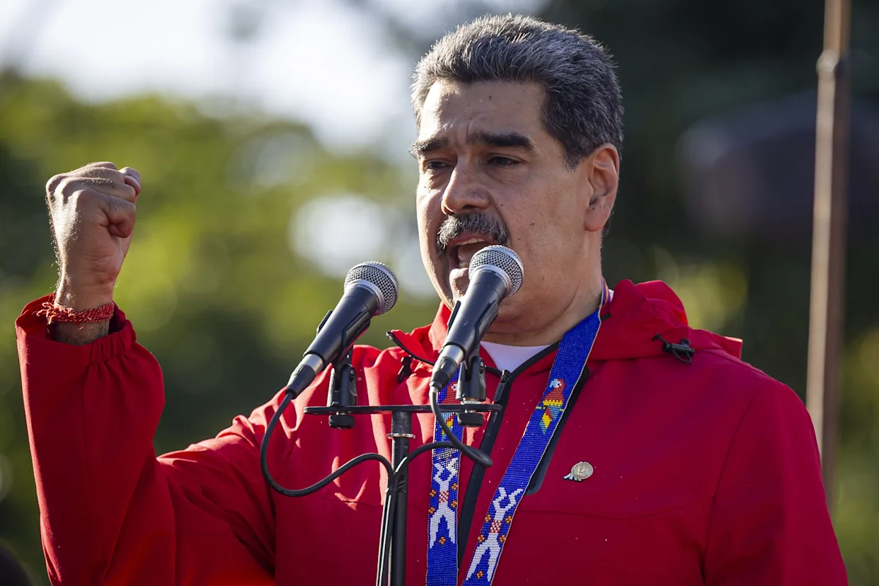 Nicolás Maduro claims the Trump administration ordered the CIA to "end" Venezuela | De Último Minuto English