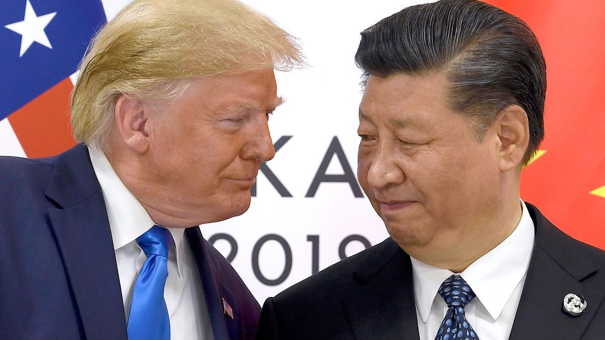 Trump announces 100% tariffs on China for its "hostile" trade stance | De Último Minuto English