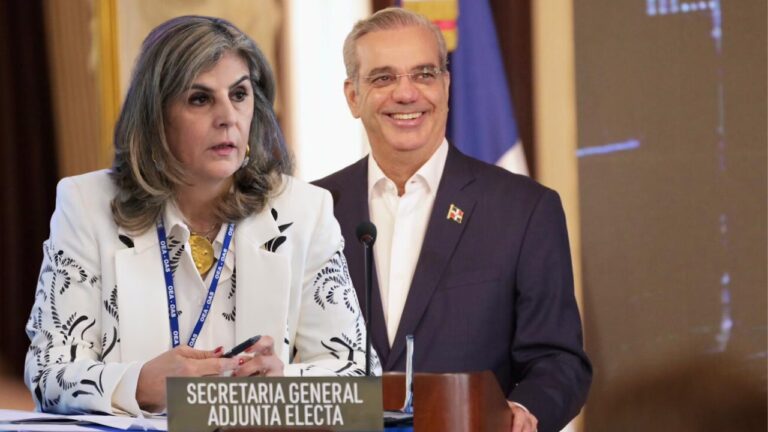 OAS recognizes Abinader for leading region in press freedom in 2025 | De Último Minuto English