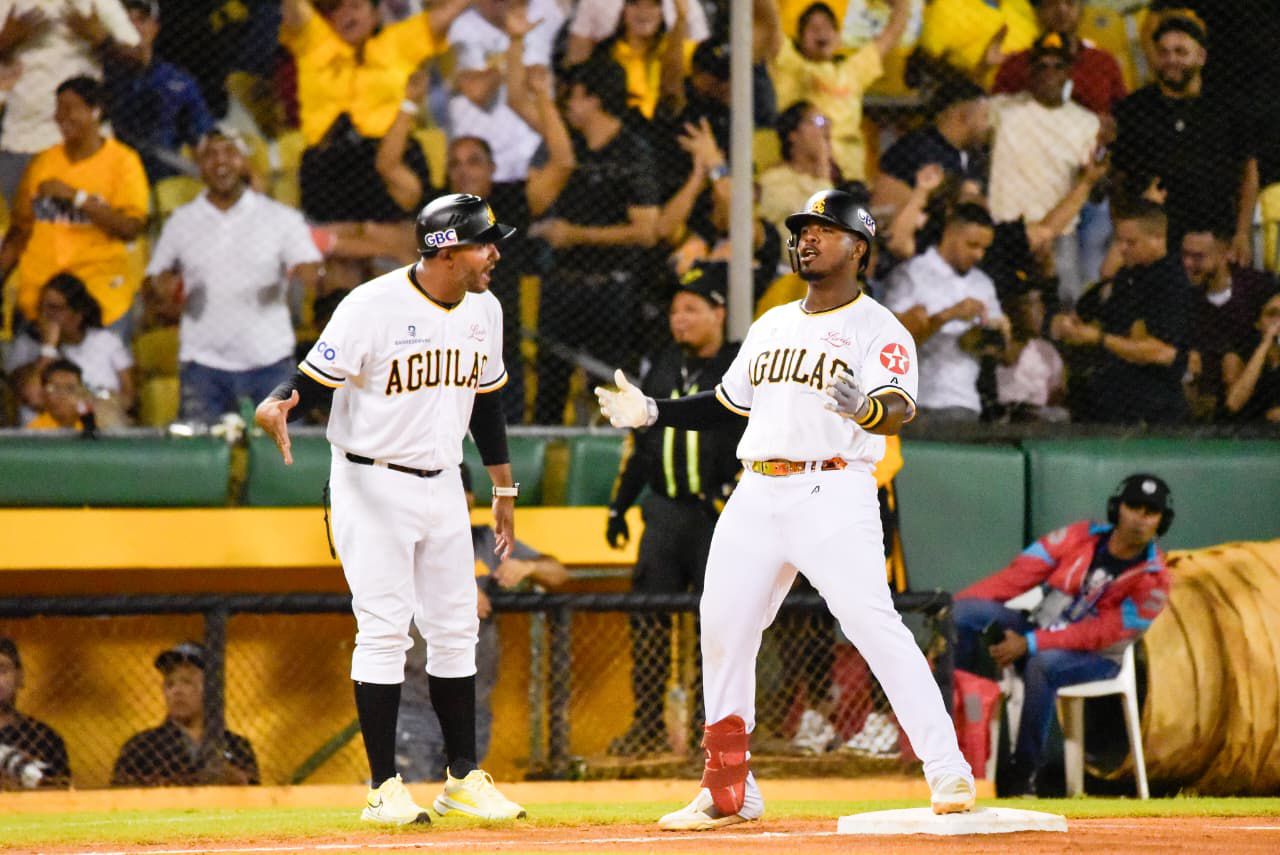 Alberto Rodríguez decides with triple victory of the Águilas Cibaeñas | De Último Minuto English