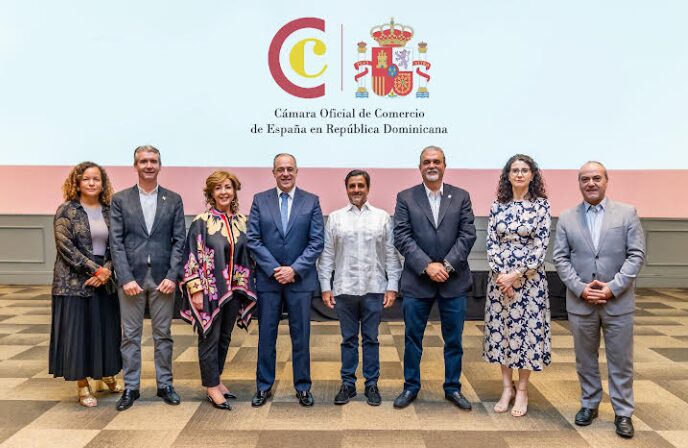 Spanish Chamber of Commerce in the DR holds traditional wine tasting to strengthen business ties | De Último Minuto English
