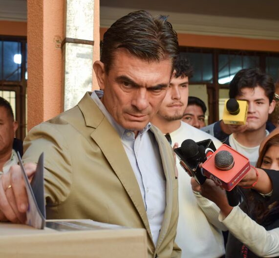 Rodrigo Paz wins the second round of the presidential election in Bolivia | De Último Minuto English