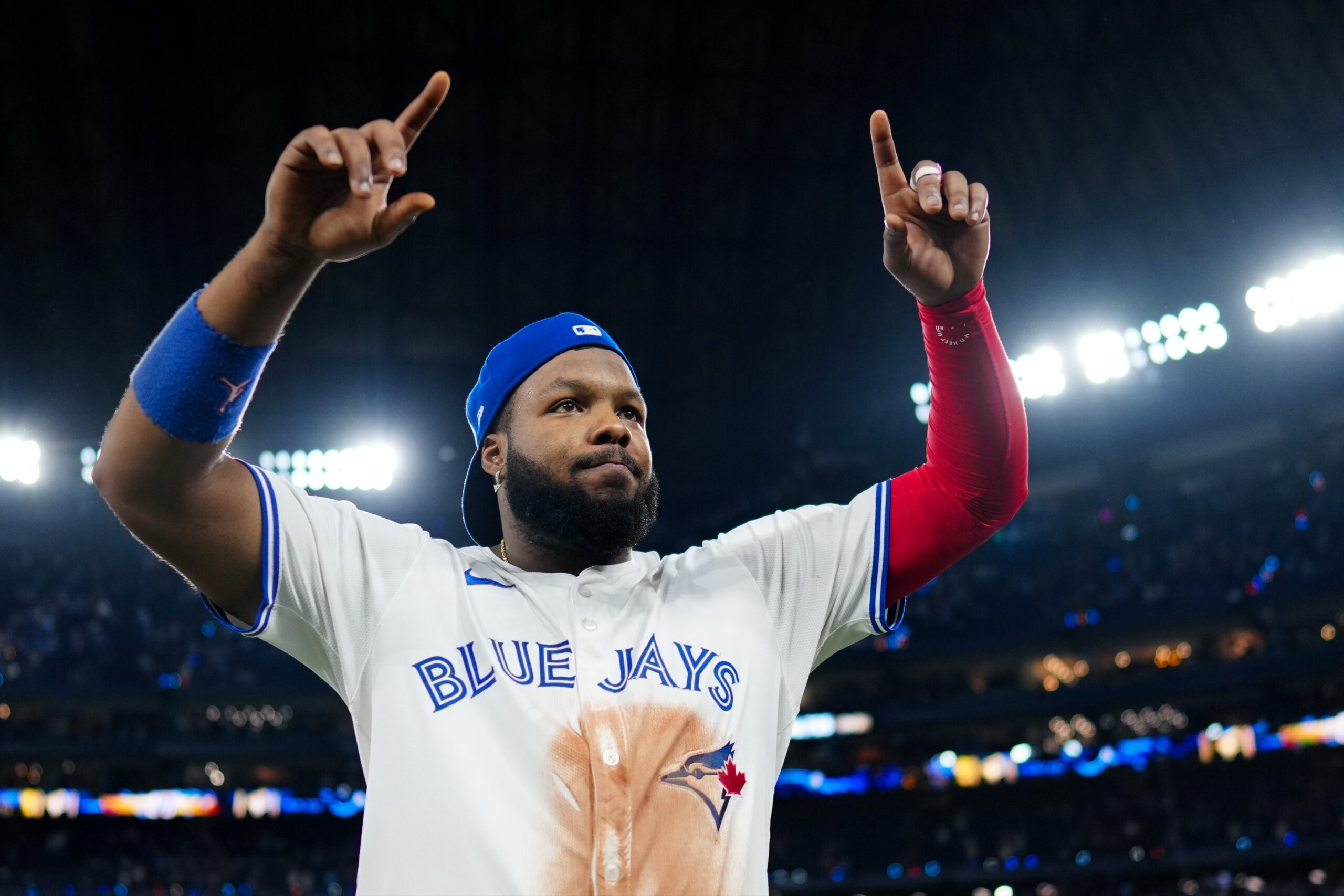 Vladimir Guerrero Jr. makes history with his home run in Game 6 of the American League Championship Series | De Último Minuto English