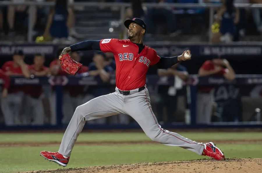 The ambivalent relationship between Cuban stars in Major League Baseball and the island | De Último Minuto English