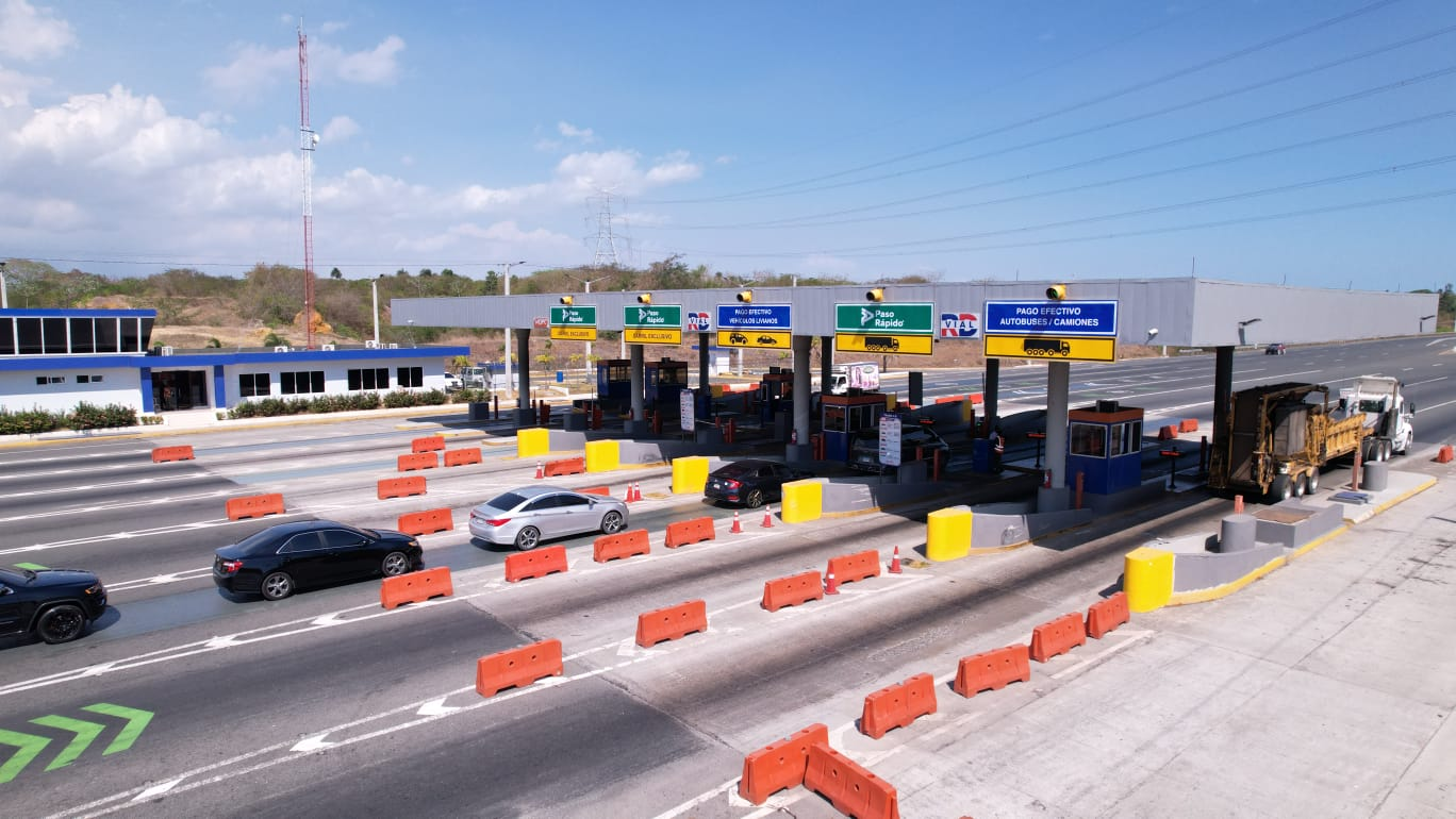 RD Vial and CNTU agree on measures to improve transit at toll booths and reduce congestion | De Último Minuto English