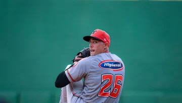 Miguel Sanó and Aaron Sánchez dominate the first vote for the “MVP of the Week” in the LIDOM | De Último Minuto English