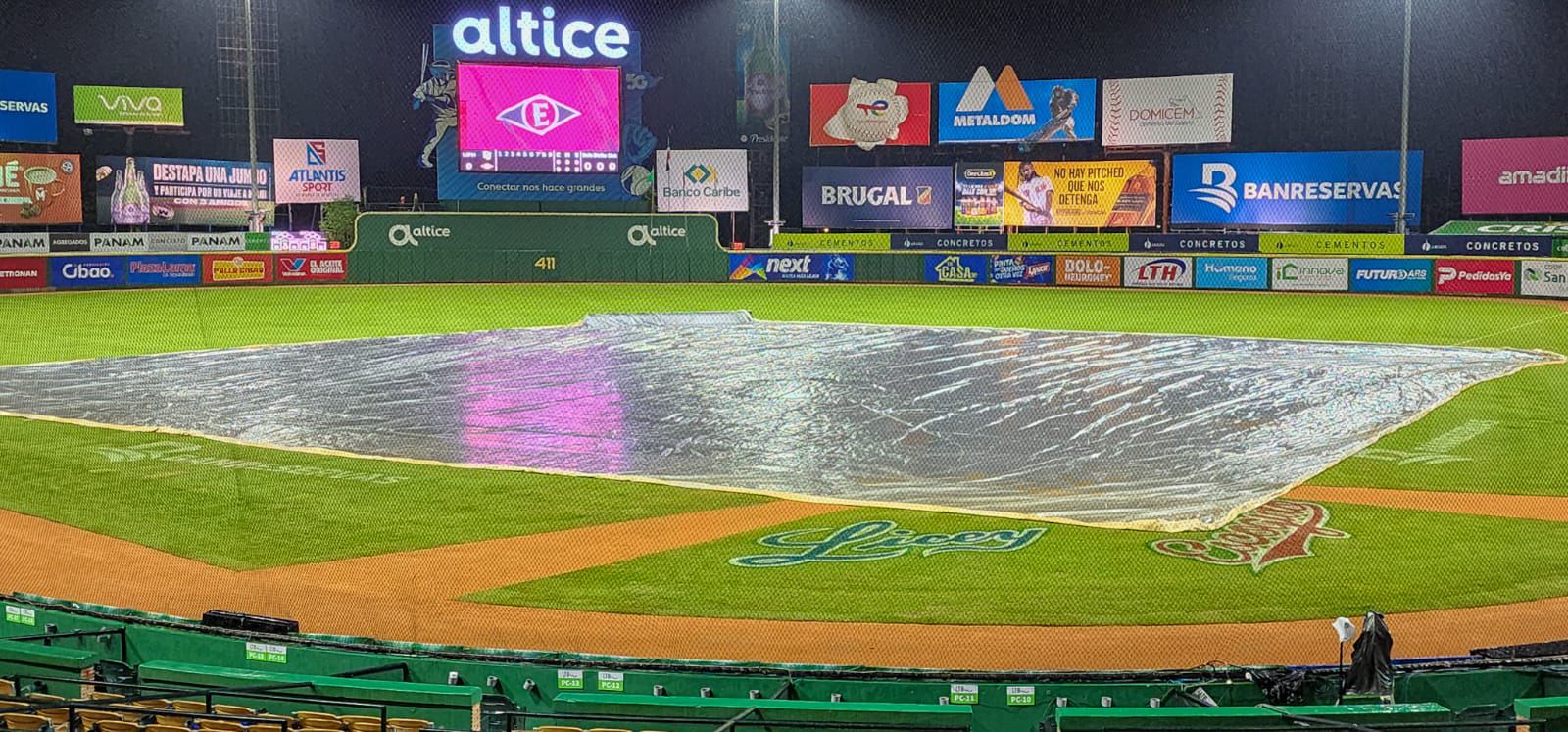 LIDOM suspends two games due to weather conditions | De Último Minuto English
