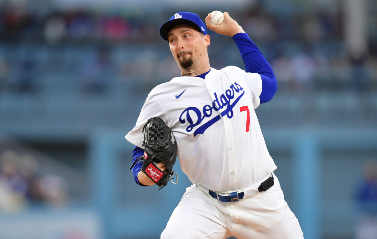 Snell dominates as the Dodgers prevail 2-1 in Game 1 of the National League Championship Series | De Último Minuto English
