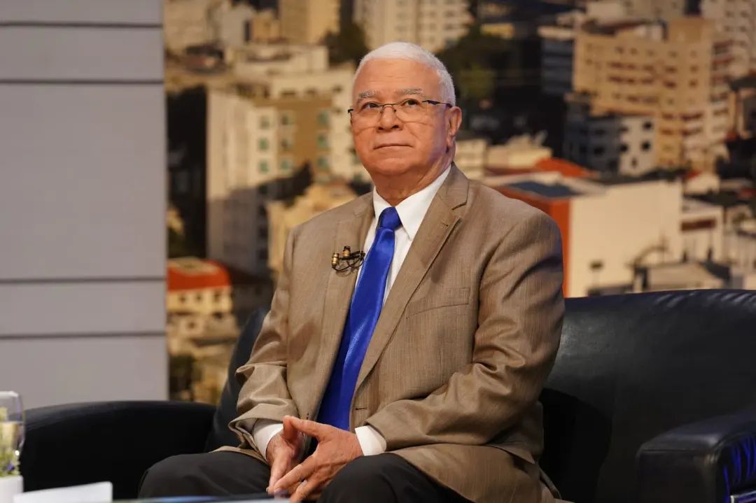 Hernández Alberto highlights Luis Abinader's leadership in historic approval of international mission against gangs in Haiti | De Último Minuto English