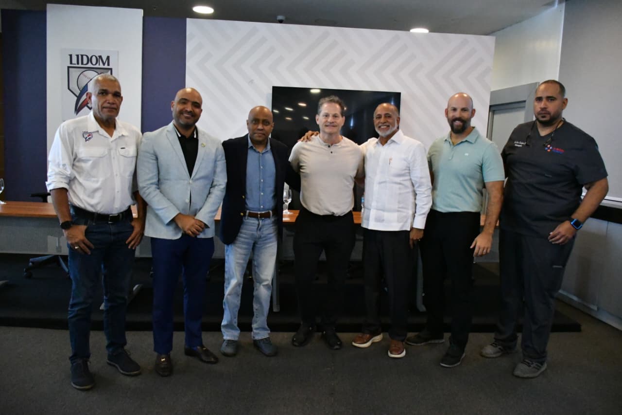 LIDOM supports the IV International Symposium on Arthroscopy and Sports Medicine | De Último Minuto English