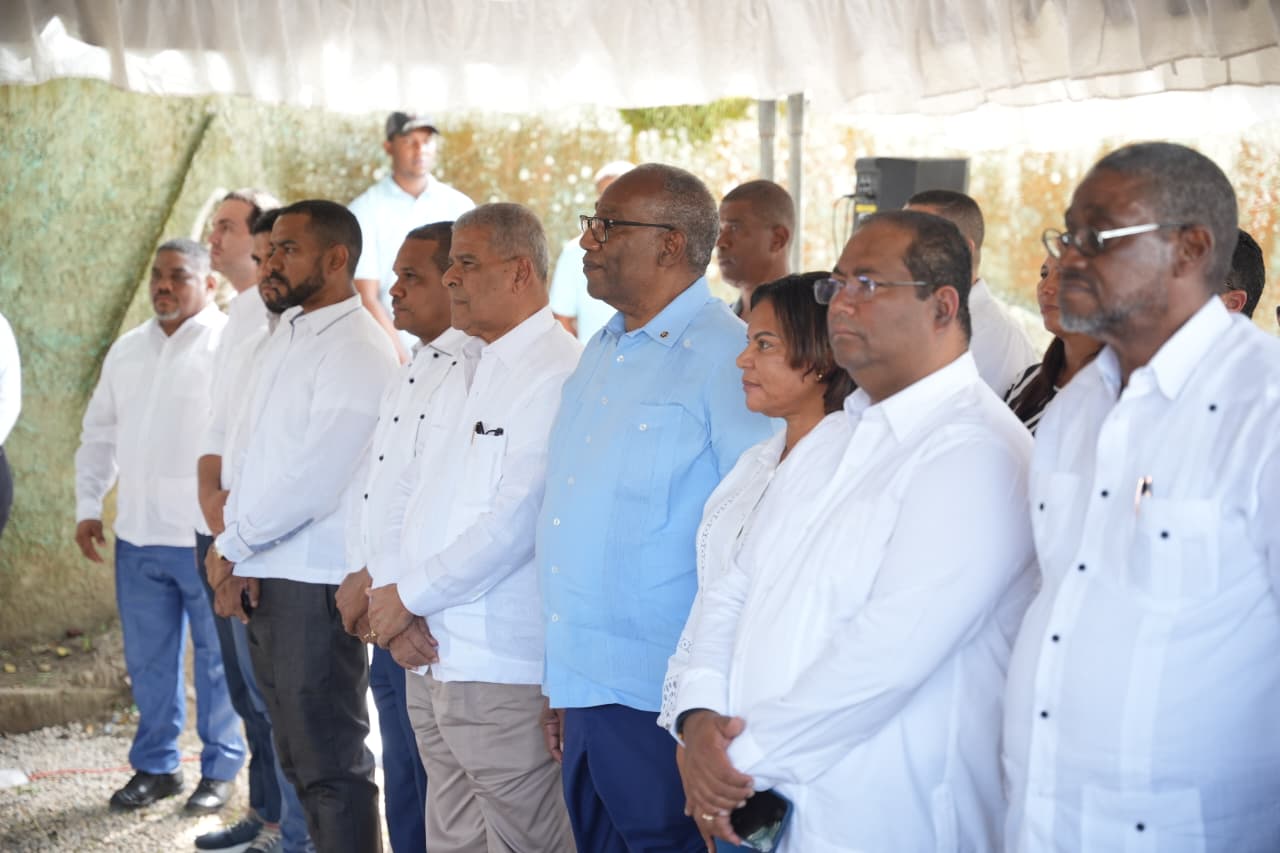 UASD receives land in Sabana Grande de Boyá to build a university extension and experimental high school | De Último Minuto English