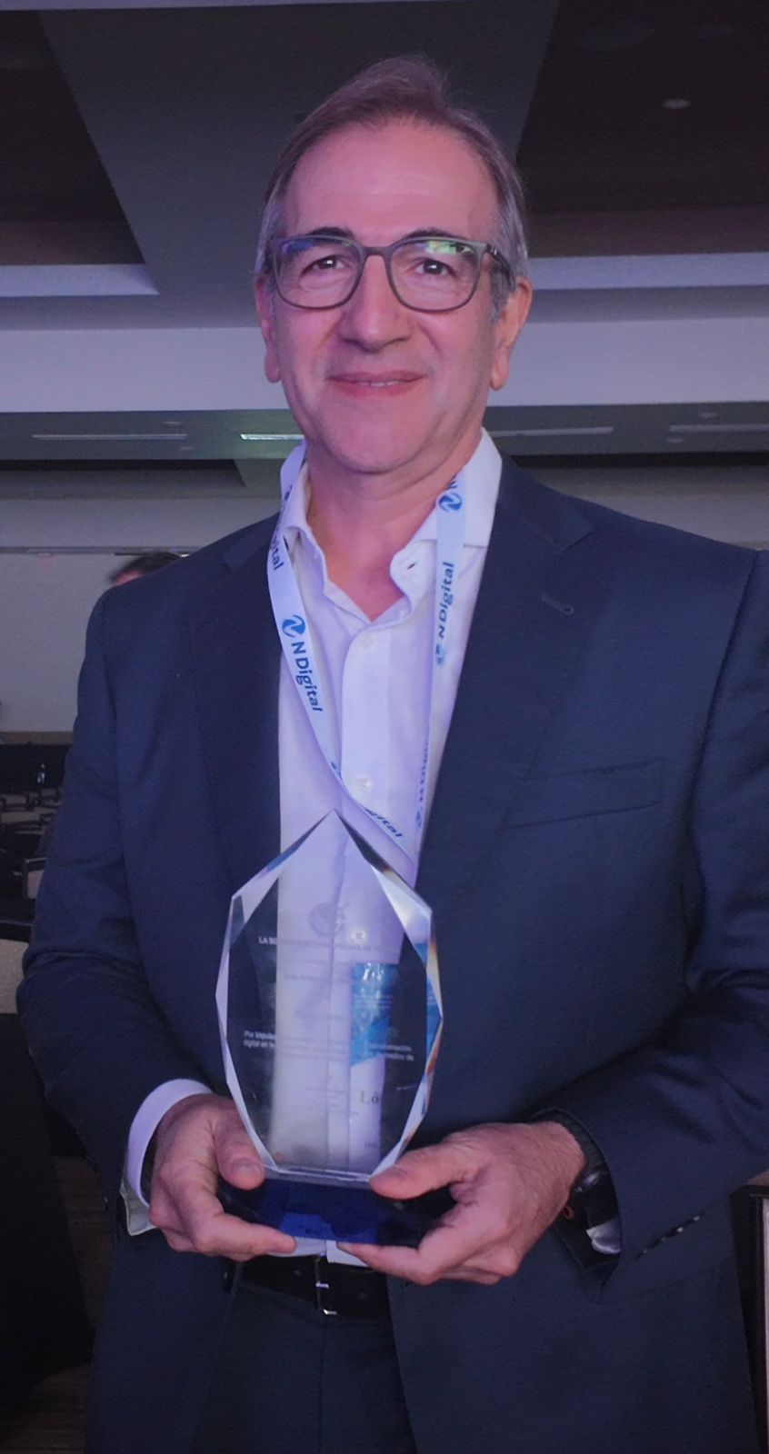 Redacciones 5G de Argentina receives the Grand Press Friend Award at the 81st General Assembly of the SIP | De Último Minuto English