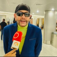 Amid the love and embraces of the public, Toño Rosario arrives in Miami for his performance at the Billboard | De Último Minuto English