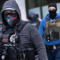 ICE detains more than 40 people in Chicago during neighborhood operation | De Último Minuto English
