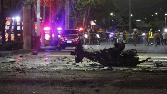 At least one dead and two injured after a vehicle explosion in Ecuador | De Último Minuto English