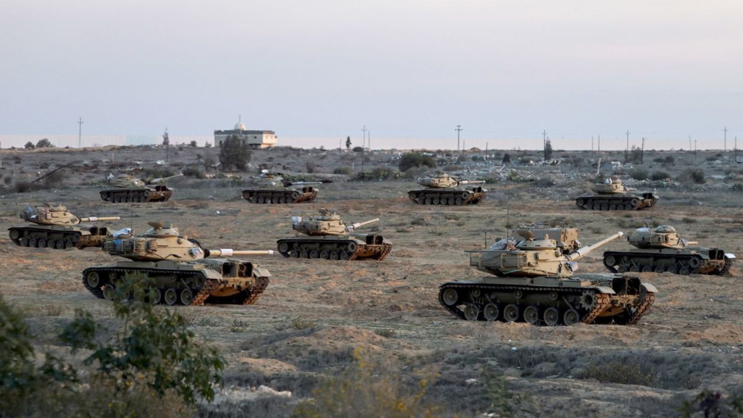 Egypt unveils Sinai development projects on war anniversary with Israel | De Último Minuto English