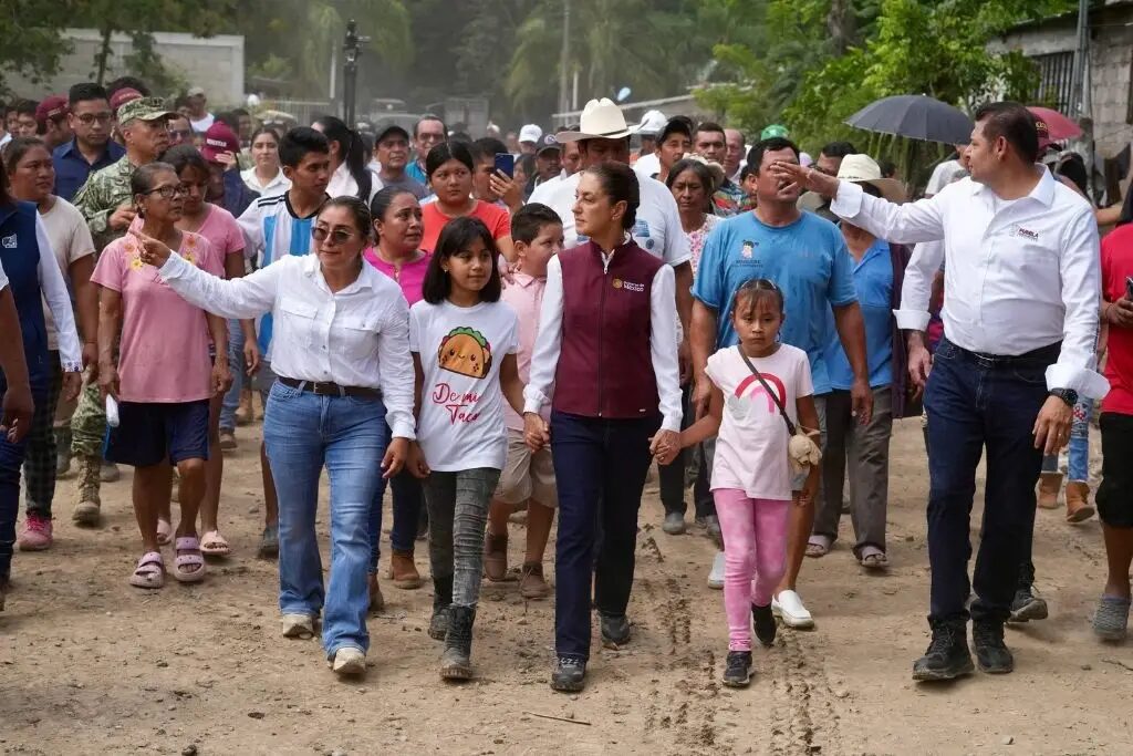 Sheinbaum goes to affected areas of Puebla due to rains and floods and missing persons decrease | De Último Minuto English