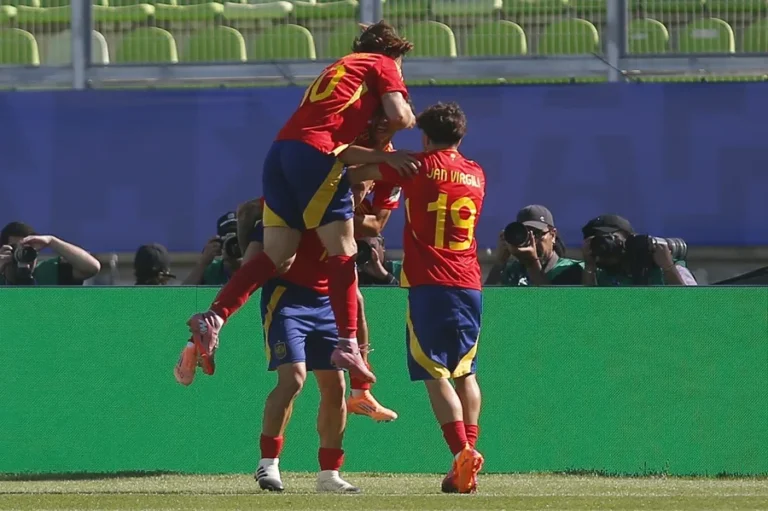 Spain and Colombia open the quarter-final phase this Saturday | De Último Minuto English