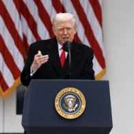 Trump says he will "only" meet with Putin and Zelensky when a peace agreement is final | De Último Minuto English
