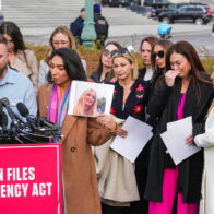 Epstein's victims report death threats | De Último Minuto English