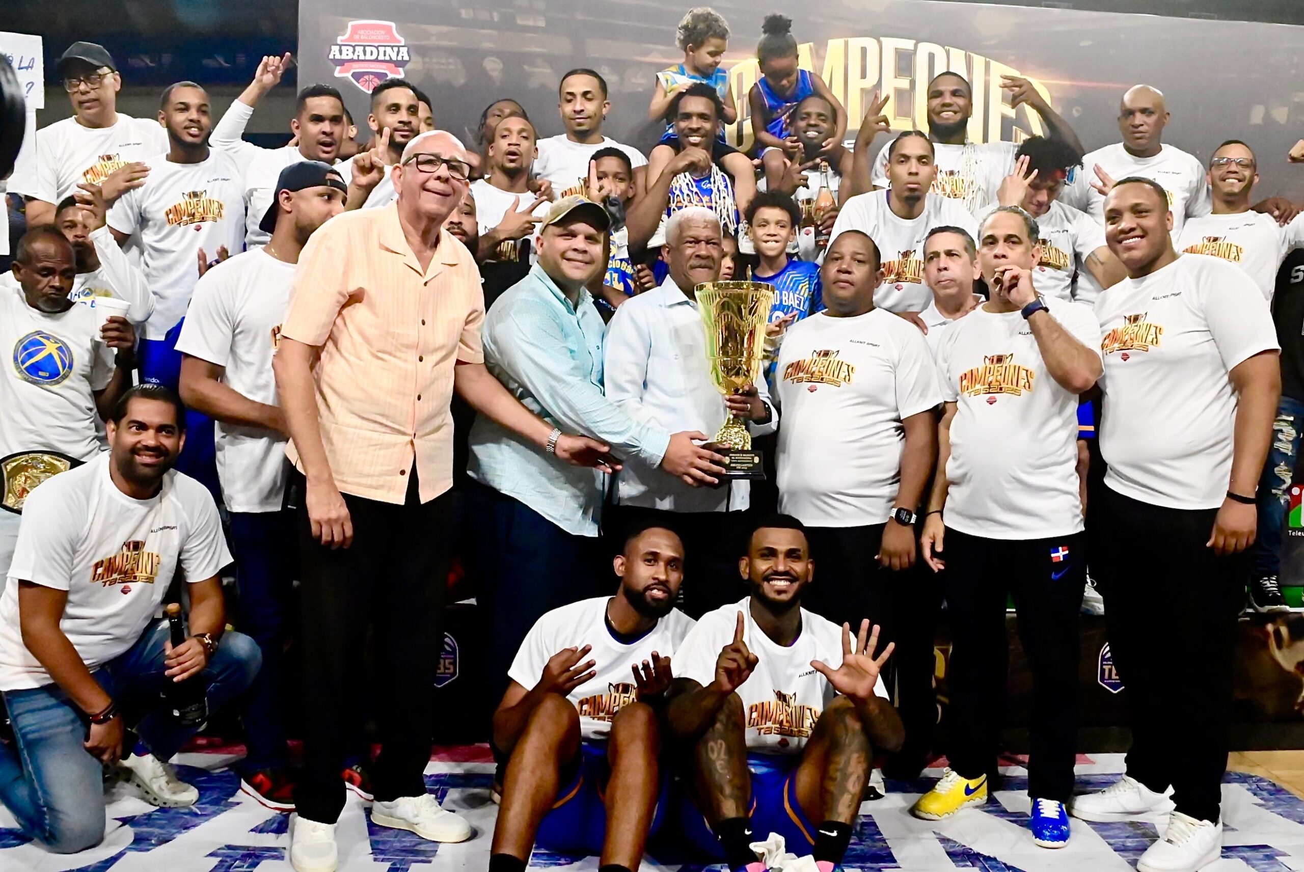 Mauricio Báez conquers his 11th championship in the TBS District 2025 | De Último Minuto English