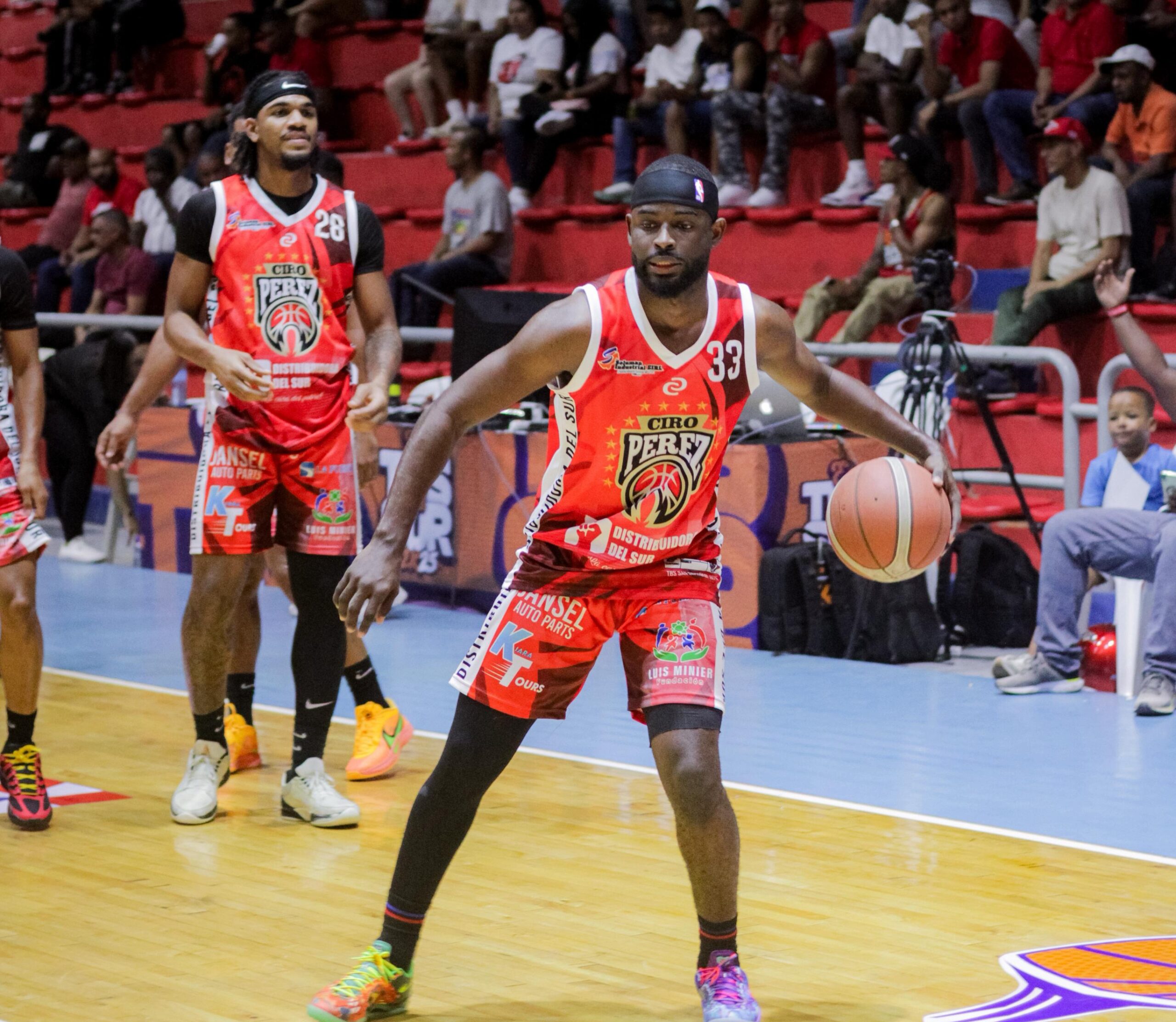 Pueblo Nuevo and Ciro Pérez triumph in an exciting day of the Superior Basketball Tournament of San Cristóbal | De Último Minuto English