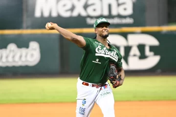 Stars shine after the rain and overcome Giants with power and mound dominance | De Último Minuto English
