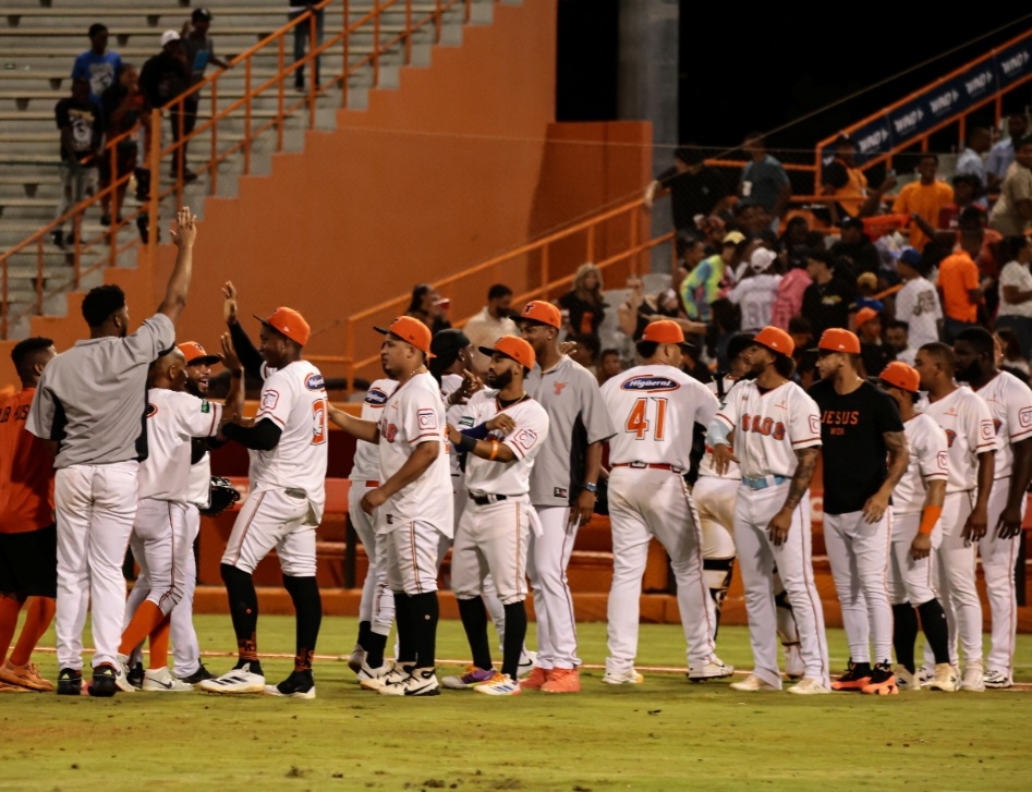 Toros achieve third consecutive victory and secure head-to-head series against Leones | De Último Minuto English