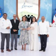 Gisselle Mancebo, “The Queen of Larimar”, receives recognition for her career and contributions | De Último Minuto English
