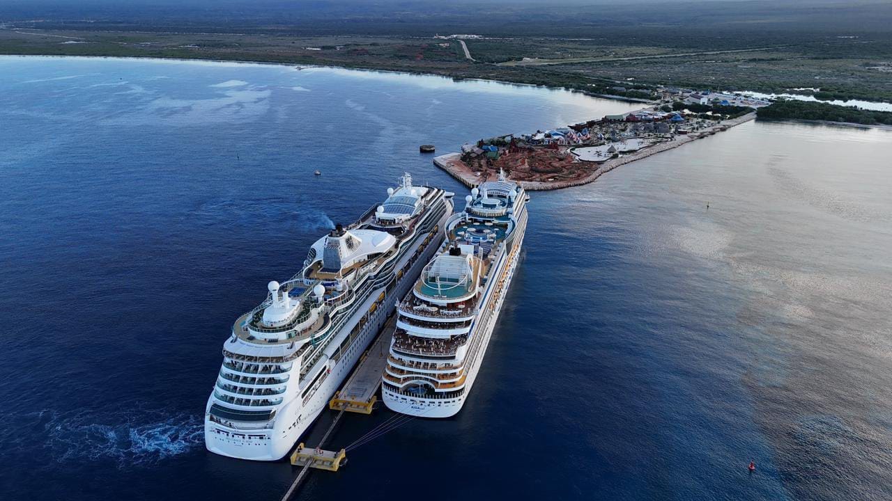 Abinader celebrates historic arrival of two cruise ships with 4,679 passengers to Cabo Rojo - Pedernales | De Último Minuto English