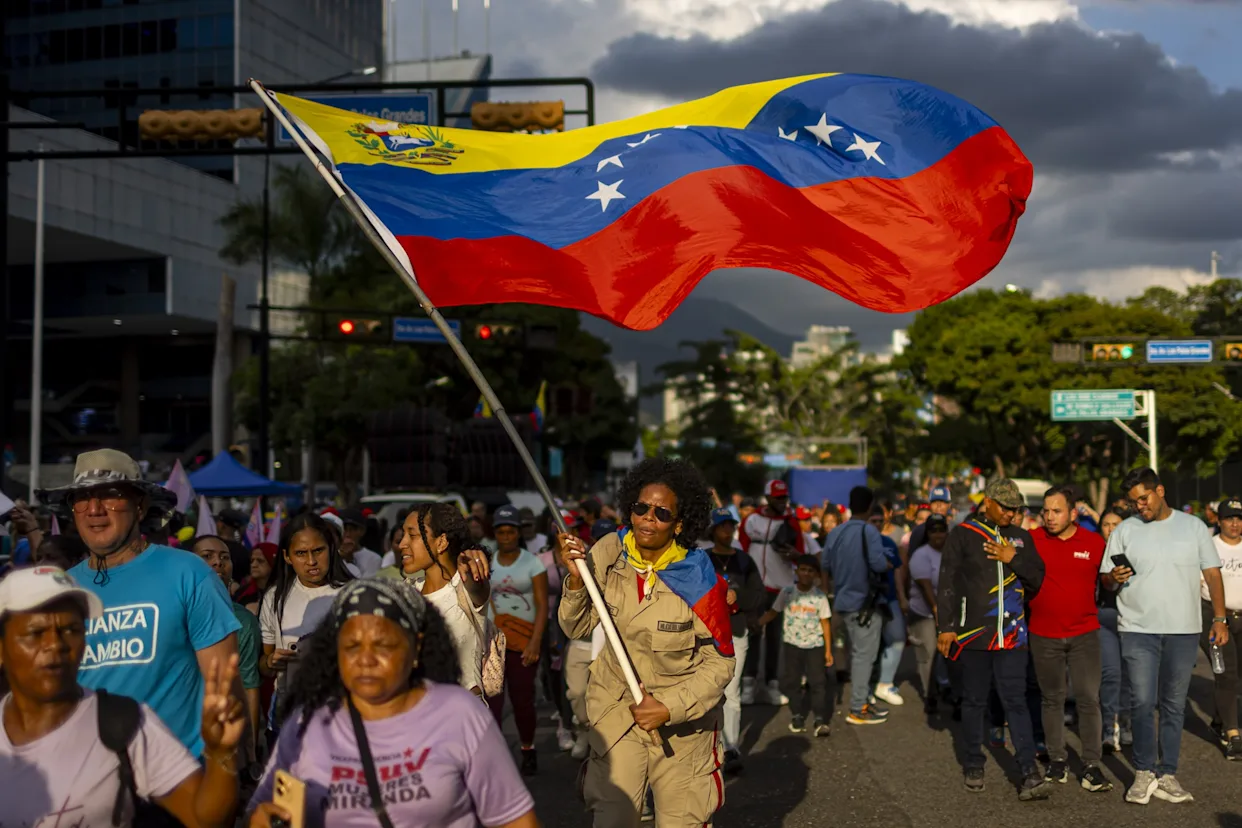 Cuba warns of a possible US aggression to "violently overthrow" Maduro | De Último Minuto English