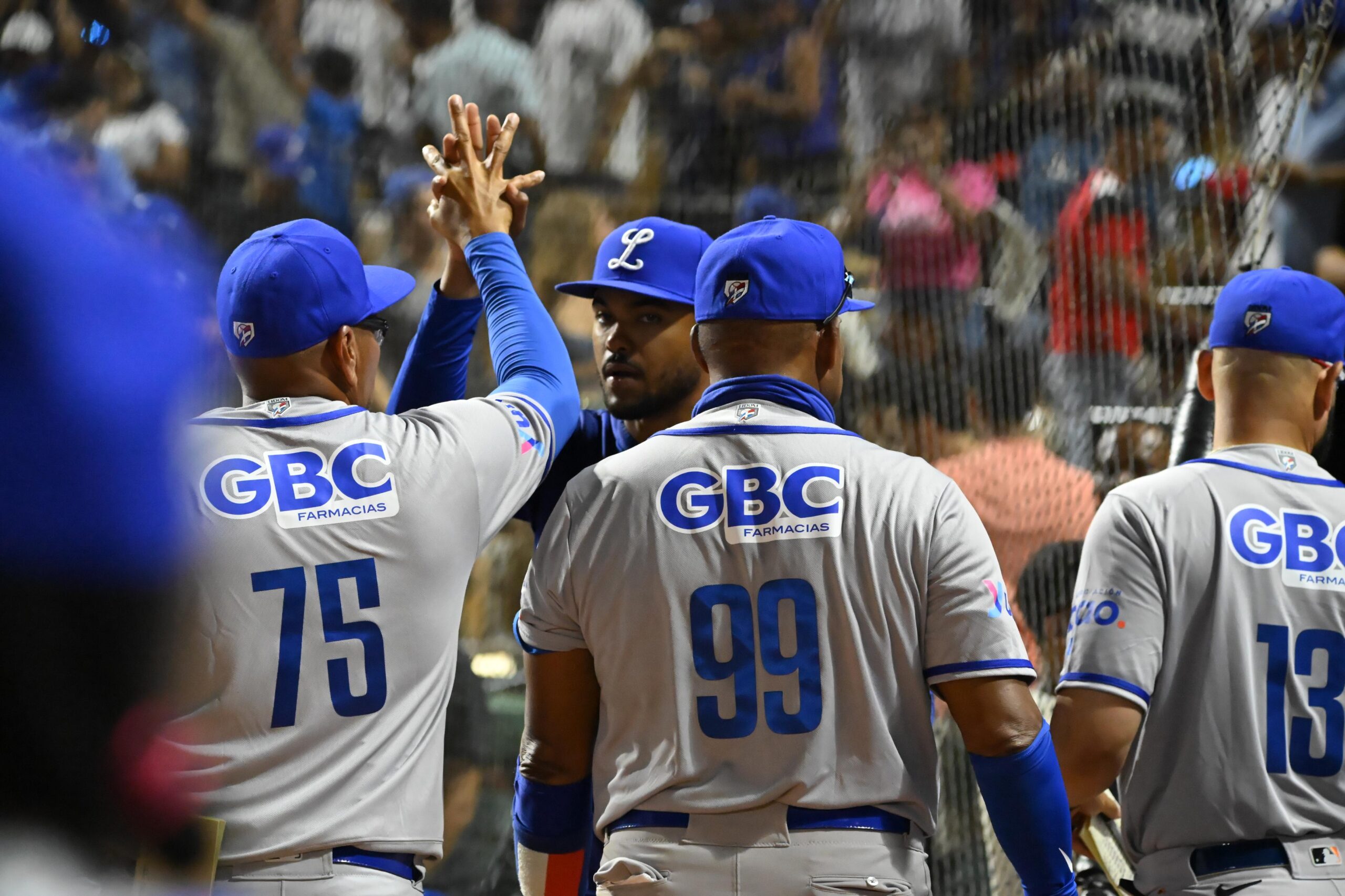 Gilbert Gómez acknowledges Dominican Winter League as key to his rise to Mets coach | De Último Minuto English