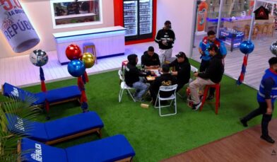 What's happening here! Production members take over the Alofoke House 2 | De Último Minuto English