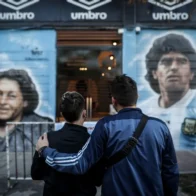 Five years after Maradona's death, three keys to understanding his tragic outcome | De Último Minuto English