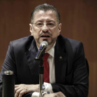 Chaves will not attend Congress for the vote on his impeachment in Costa Rica | De Último Minuto English