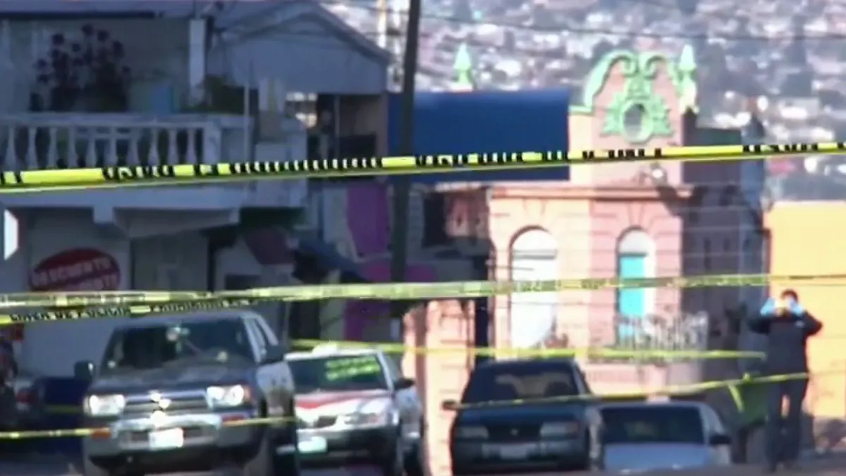 A businessman, his teenage daughter, and a bodyguard die in a shootout in western Mexico | De Último Minuto English