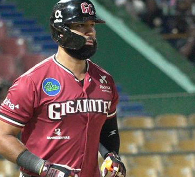 Giants defeat the Bulls and secure their third consecutive victory | De Último Minuto English