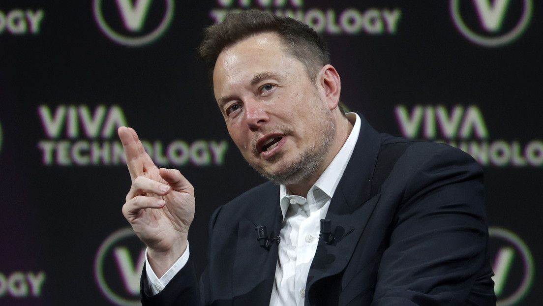 "Absurd": Musk threatens response to EU over "absurd fine" to X | De Último Minuto English