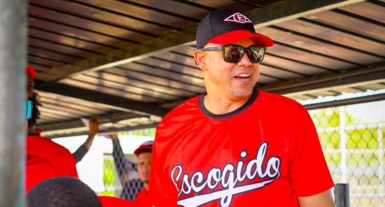 Fuentes: Escogido ceases Alex Cintrón; Ramón Santiago will be the new leader | De Último Minuto English