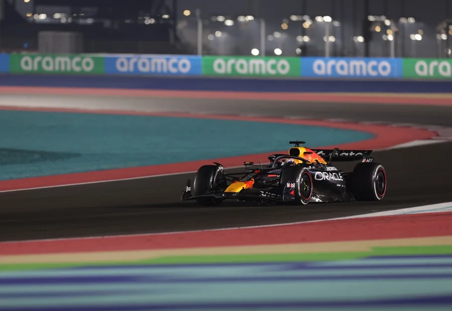 Verstappen ignites the World Championship with a victory and Sainz sneaks onto the podium at the Qatar Grand Prix | De Último Minuto English