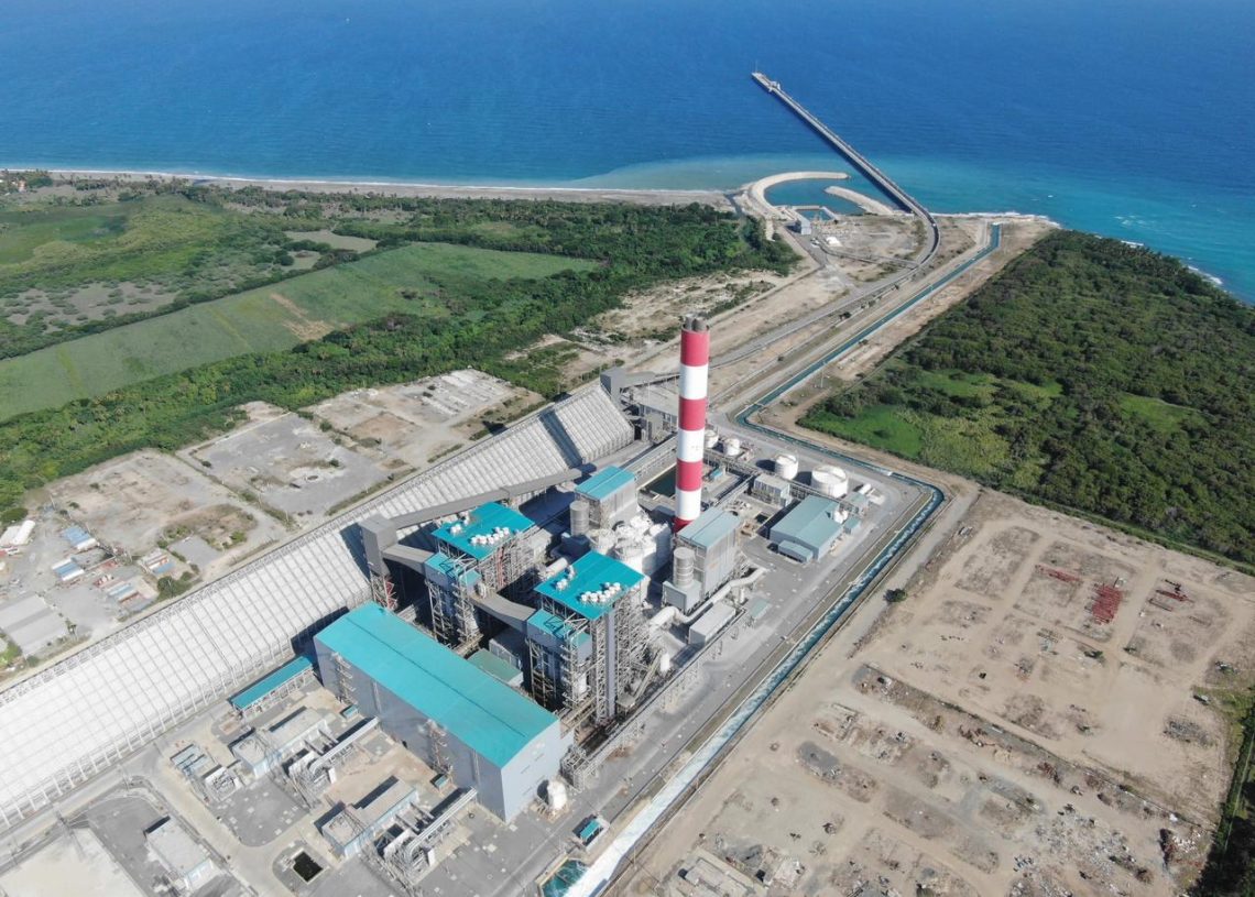Punta Catalina's output, a general blackout, overflowing bills and protests: the chronicle of an energy system that can't take any more | De Último Minuto English