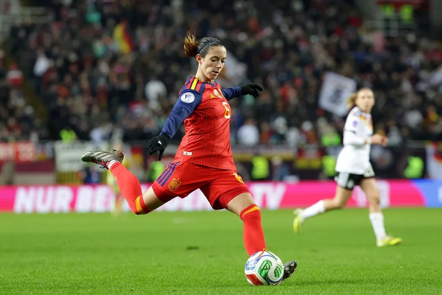 Aitana Bonmatí will undergo surgery this Tuesday for a fibula fracture | De Último Minuto English