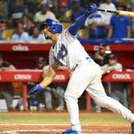 Mejía drives in four runs and Núñez reaches 400 hits in Licey's victory | De Último Minuto English