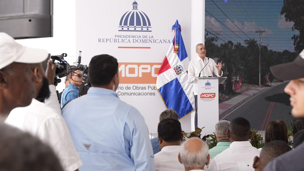 Luis Abinader affirms new Hondo Valle road will boost agricultural and tourism development in the south | De Último Minuto English