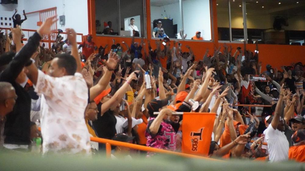 Toros del Este begin season ticket sales for the Round Robin 2025-26 | De Último Minuto English