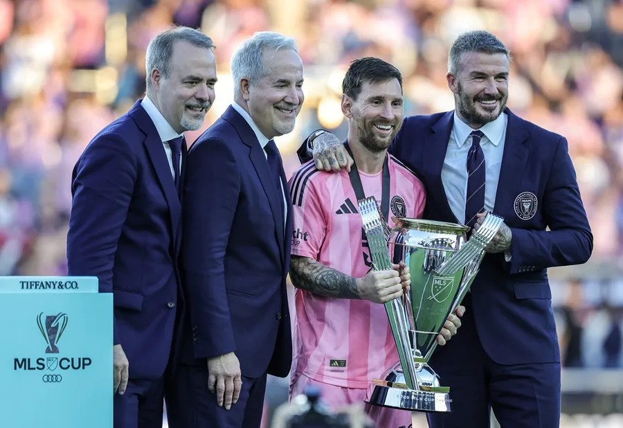 Messi leads Inter Miami to their first MLS Cup and crowns the farewell of Busquets and Alba | De Último Minuto English