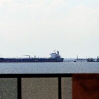 Donald Trump ordered a total blockade of sanctioned oil tankers entering and leaving Venezuela | De Último Minuto English