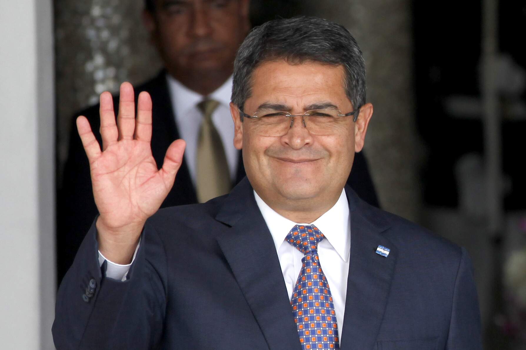 Honduras' attorney general requests the "international capture" of former President Hernández | De Último Minuto English