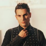 Pipe Bueno presents his new version of “Si Tu Boquita Fuera” | De Último Minuto English