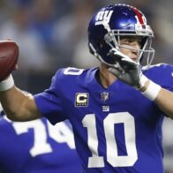 Eli Manning, Drew Brees, and Adam Vinatieri are among the 15 finalists for the 2026 Hall of Fame. | De Último Minuto English